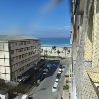 Image 17 - 1010525