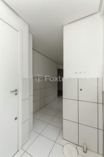 Image 30 - 1010569