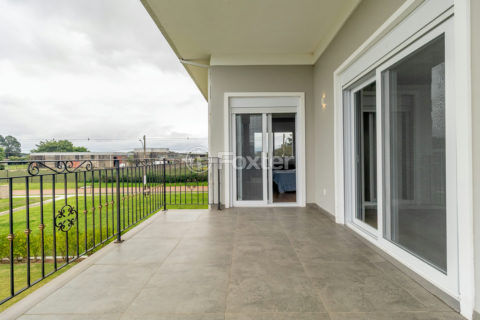 Image 42 - 1010574