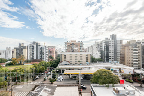Image 3 - 1010595