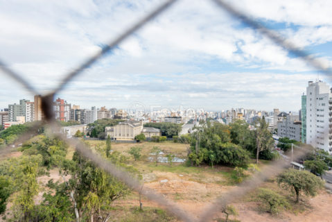 Image 30 - 1010595