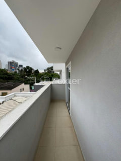 Image 17 - 1010600