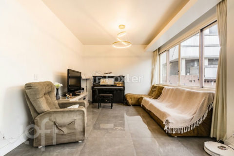 Image 3 - 1010615