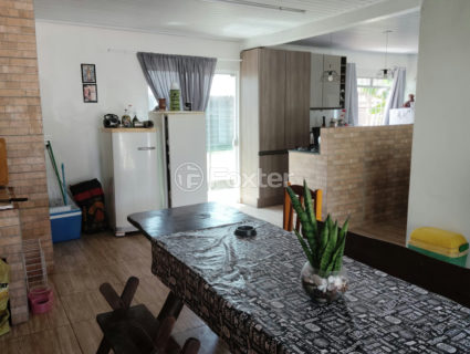 Image 8 - 1010715