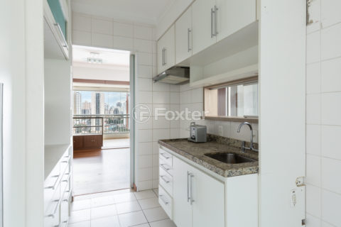 Image 35 - 1010740