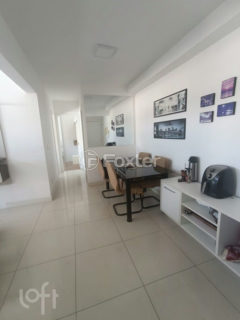 Image 1 - 1010773