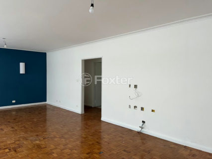 Image 3 - 1010799
