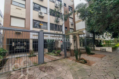 Image 38 - 1010809