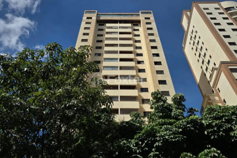Image 27 - 1010841