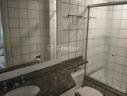 Image 7 - 1010850
