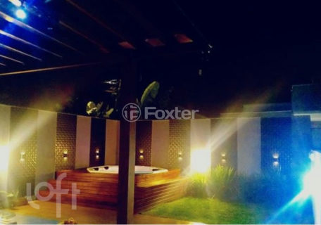 Image 10 - 1010993