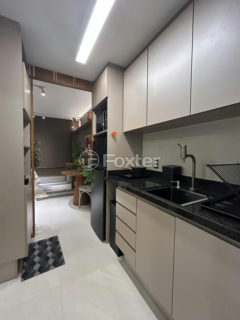 Image 2 - 1011000