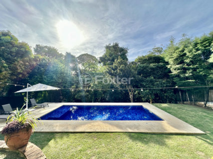 Image 53 - 1011040