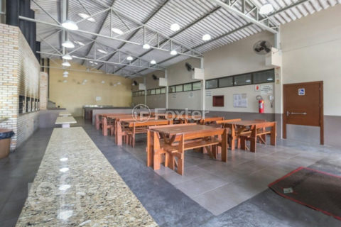 Image 32 - 1011078
