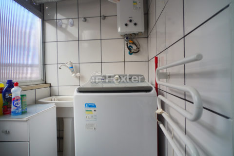 Image 24 - 1011121