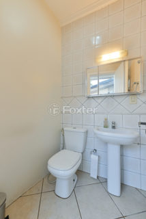 Image 37 - 1011131