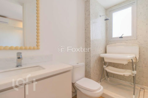 Image 35 - 1011169