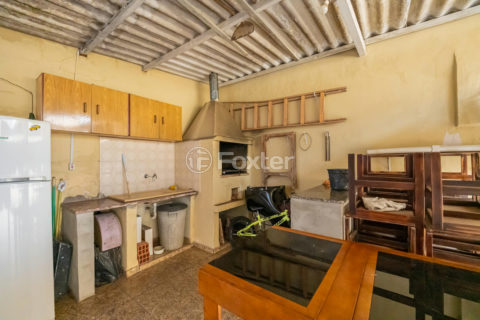 Image 32 - 1011174