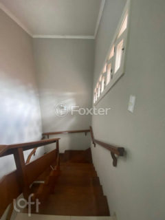 Image 30 - 1011177