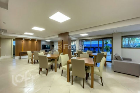 Image 34 - 1011181