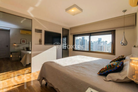 Image 14 - 1011181