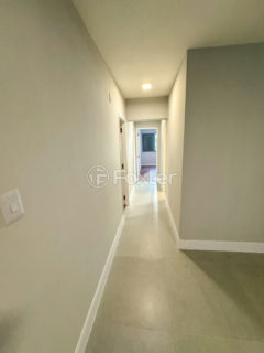 Image 9 - 1011225