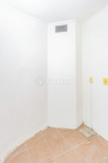 Image 33 - 1011249