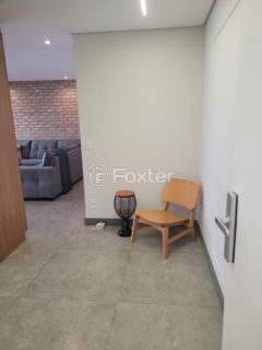 Image 7 - 1011272