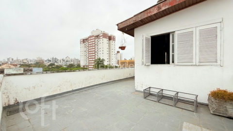 Image 20 - 1011278