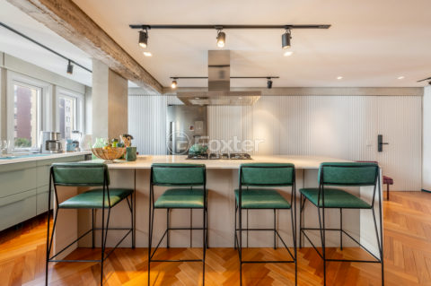 Image 14 - 1011292