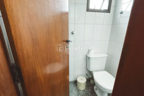 Image 26 - 1011312