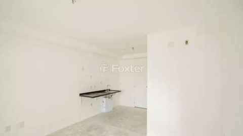 Image 4 - 1011315