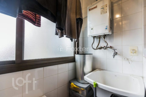 Image 24 - 1011316