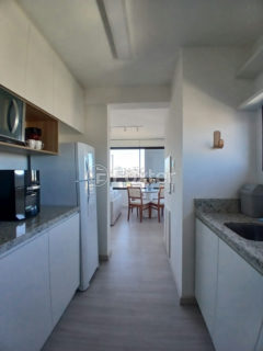 Image 9 - 1011343