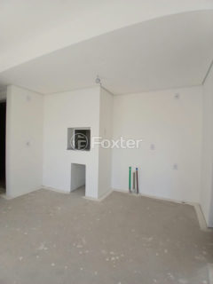 Image 4 - 1011349