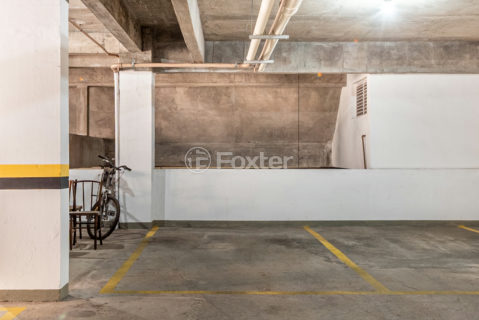 Image 31 - 1011355
