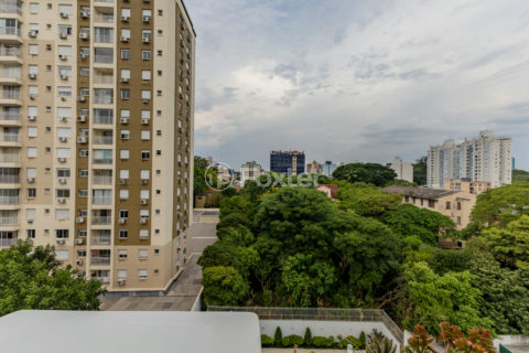 Image 42 - 1011364