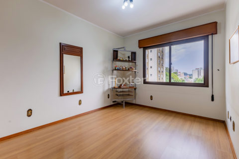 Image 40 - 1011364