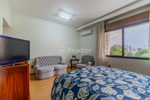 Image 35 - 1011364