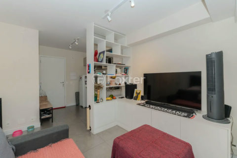 Image 3 - 1011374