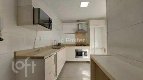 Image 30 - 1011377