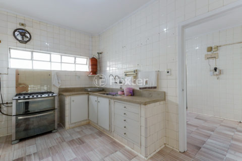 Image 33 - 1011378