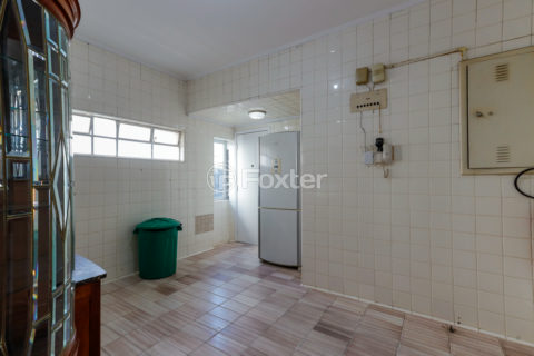 Image 36 - 1011378