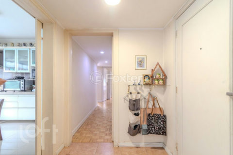 Image 31 - 1011392