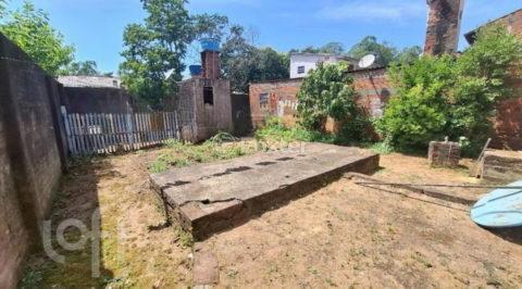 Image 33 - 1011398