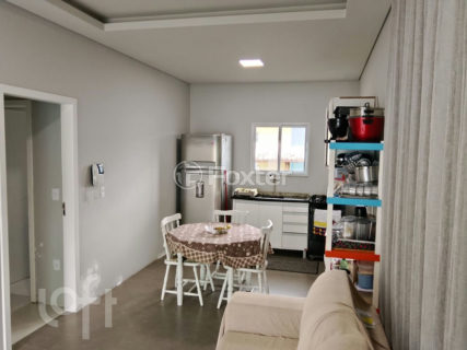 Image 3 - 1011412
