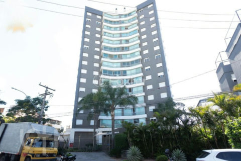 Image 24 - 1011424