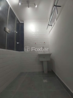 Image 11 - 1011432