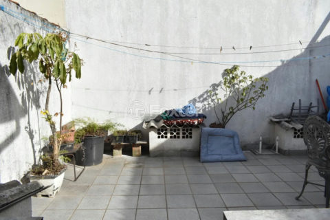 Image 21 - 1011446