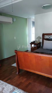 Image 4 - 1011470